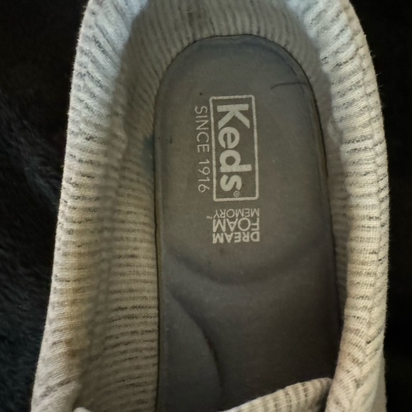 Keds size 10 Tennis Shoes, Lt. Gray, Gently Used~Back to School Ready! - Picture 2 of 9